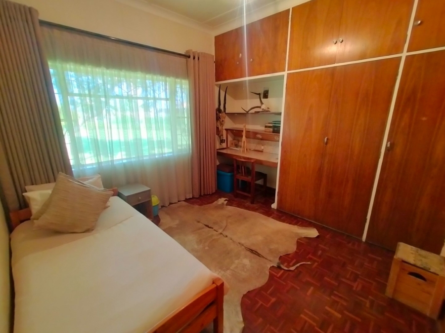 10 Bedroom Property for Sale in Kroondal North West